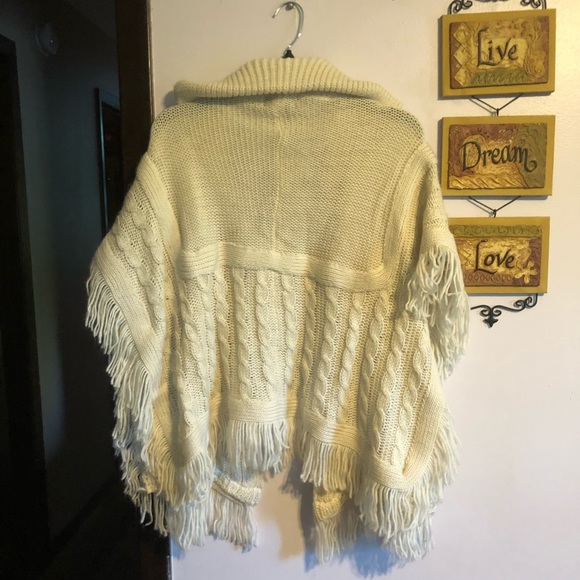 Fringe sweater - Picture 3 of 9